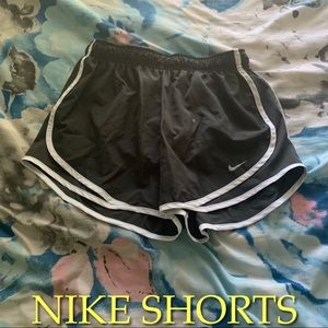 NIKE DRI-FIT SHORTS
